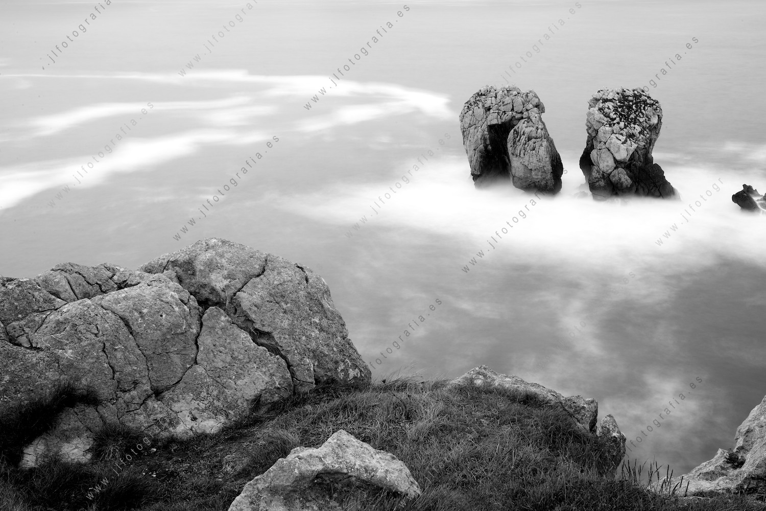 Magdalena, así se denomina a este urro de lacosta quebrada en Liencres, Cantabria. Es una formación rocosa muy bonita.